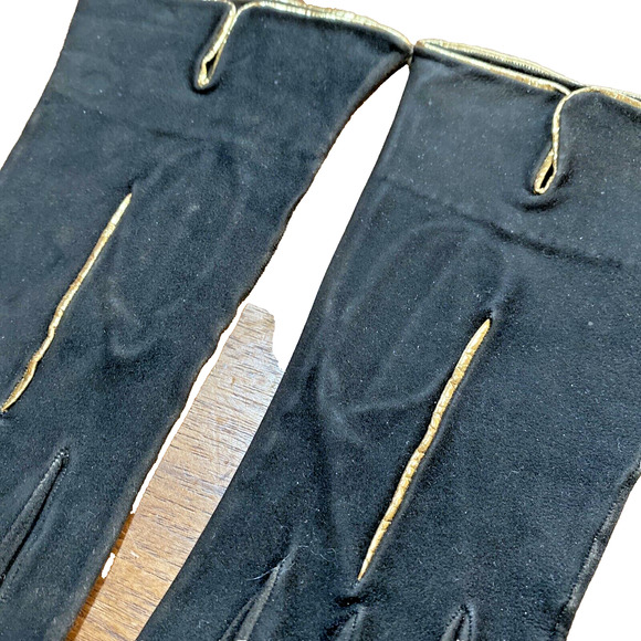Vintage Black Suede Ladies Dressy Wrist Gloves Gold Metallic Trim Mid Century - Picture 2 of 8